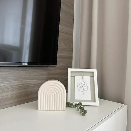 Dmr Apartments Cityhall Кошице Екстериор снимка