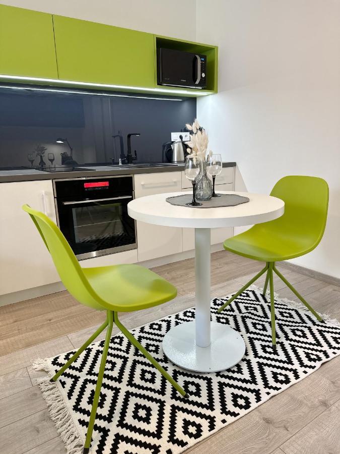 Dmr Apartments Cityhall Кошице Екстериор снимка