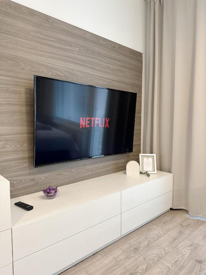 Dmr Apartments Cityhall Кошице Екстериор снимка